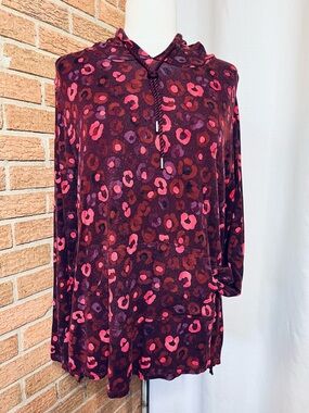 Active Pro Leopard Print Hoodie Tunic Oversized Burgundy Pink Size M